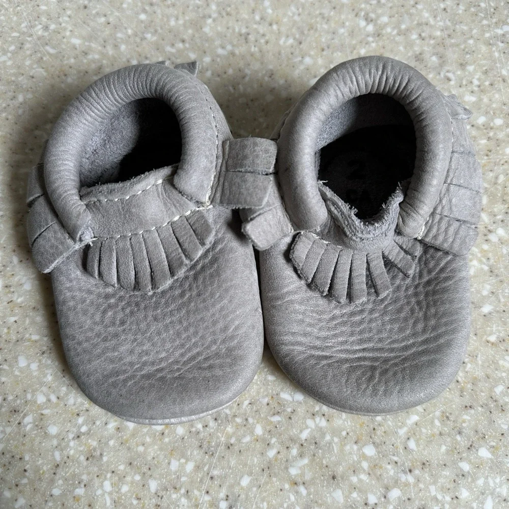 Freshly Picked Baby Moccasins Grey shoes size 2